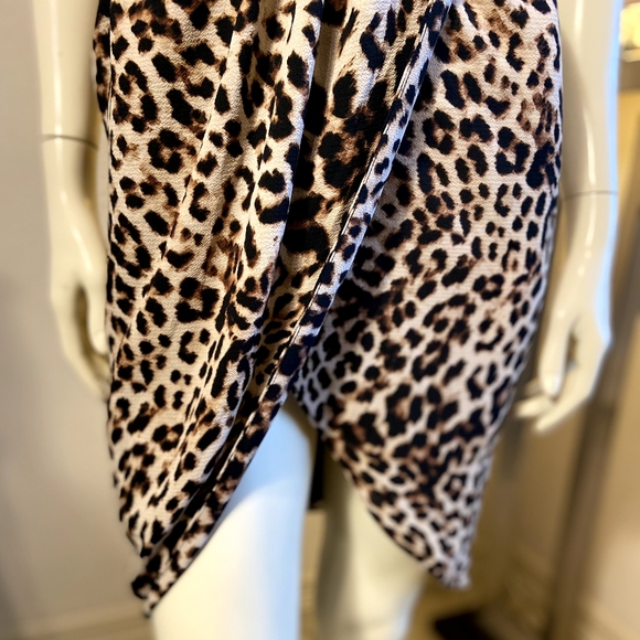 Vince Camuto Vneck Leopard Print Midi Dress Nwt - Picture 6 of 9